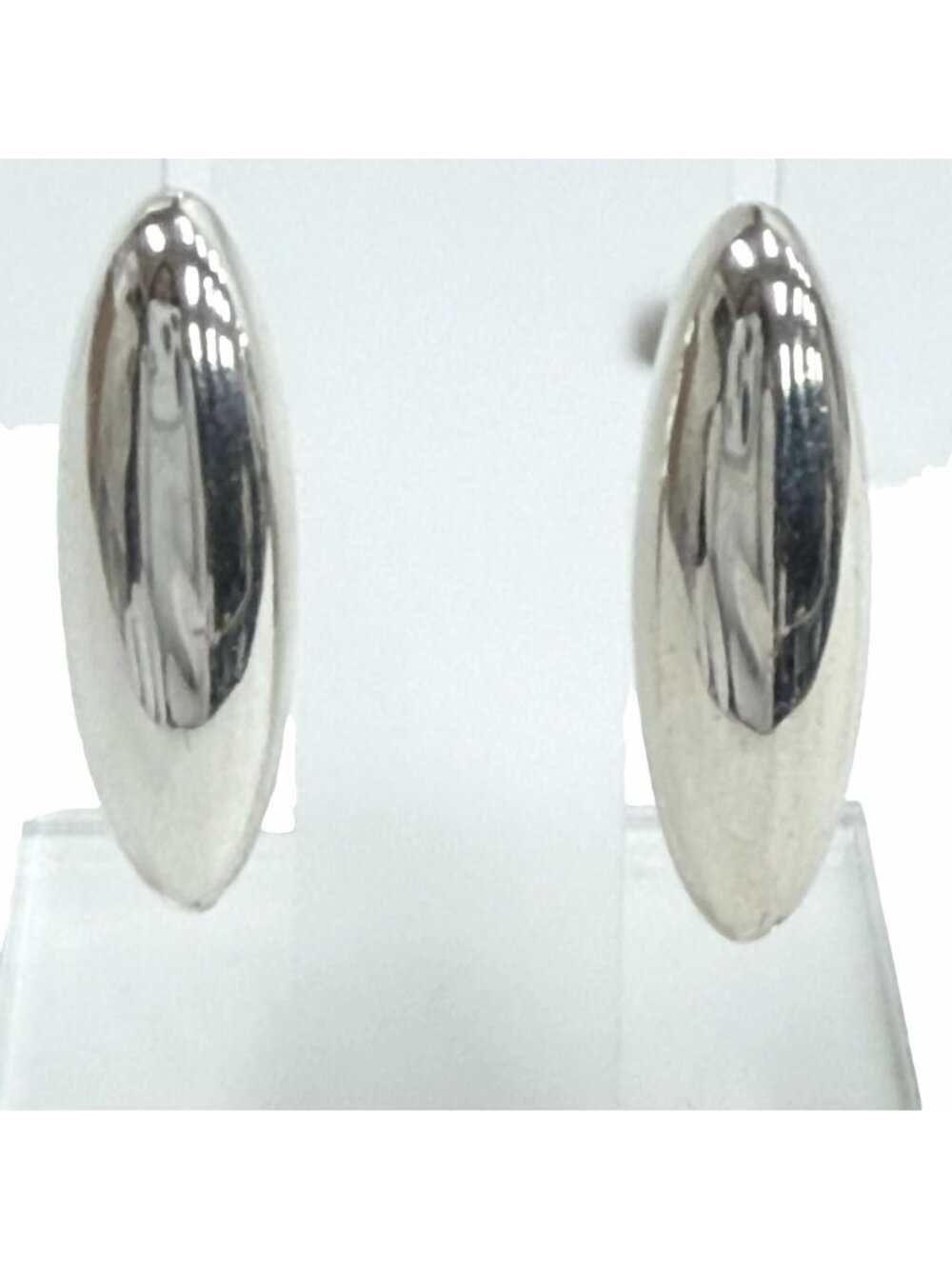 Gucci Oval Earrings Silver - Picture 1 of 5